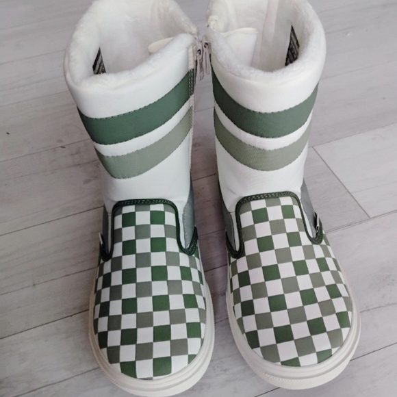 VANS NEW Slip-On VANSGUARD Snow Boots checkerboard - Picture 2 of 12